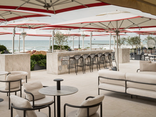 FAST furnishes the terrace of Hotel Excelsior at the Venice Lido